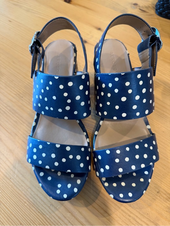 AEROSOLES Shoes - Women's Aerosoles Camera Navy Polka Dot Slingback Sandals